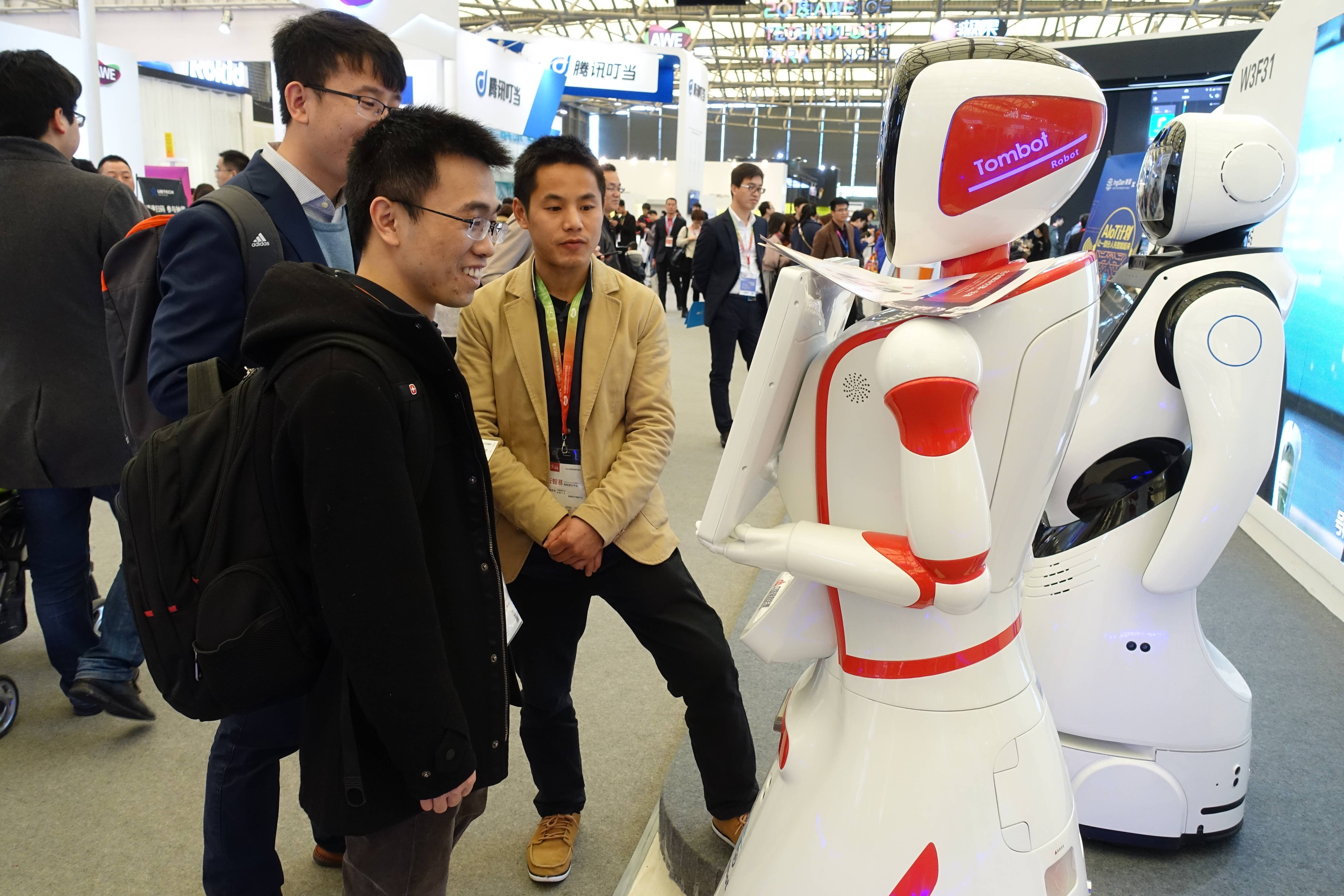 中熔电气大宗交易成交2.50万股 成交额260.70万元