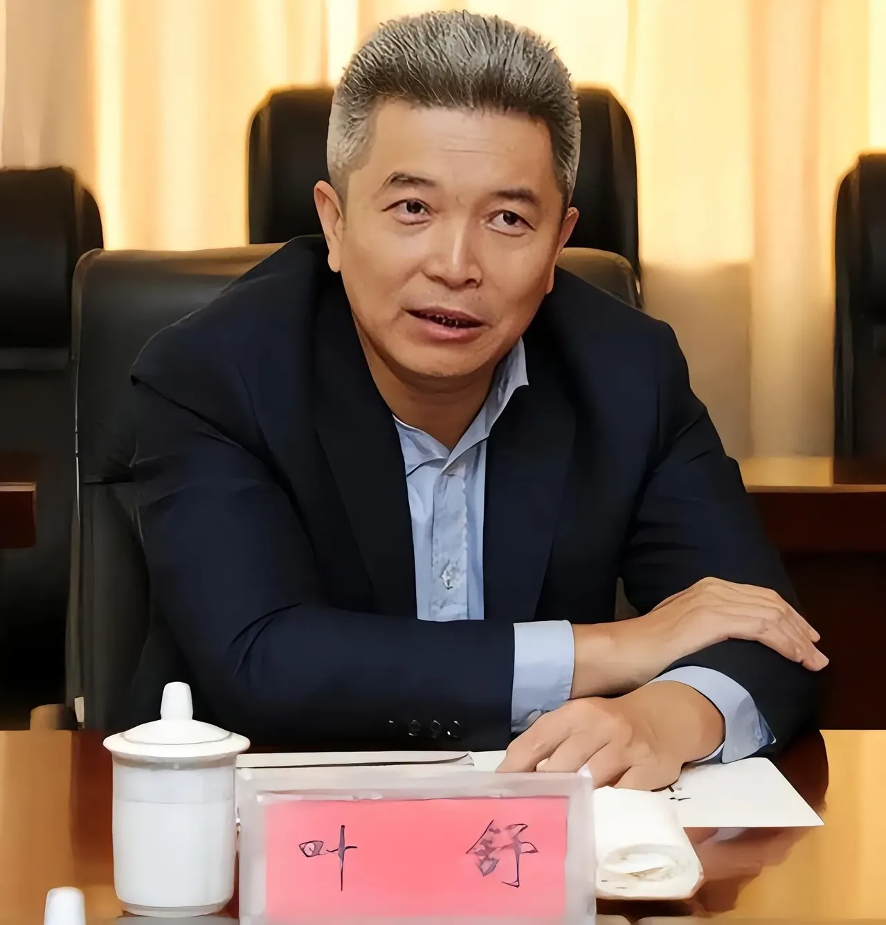 曹德旺退休曹晖接棒 创二代“接班潮”正加速到来