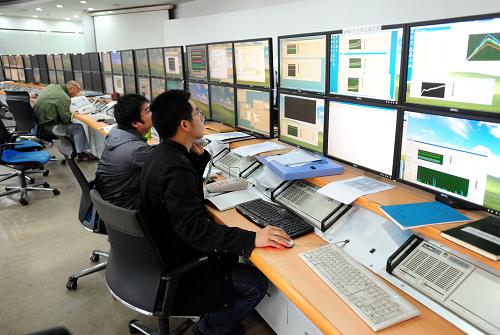 全球指标领先的全离子加速器装置调试成功