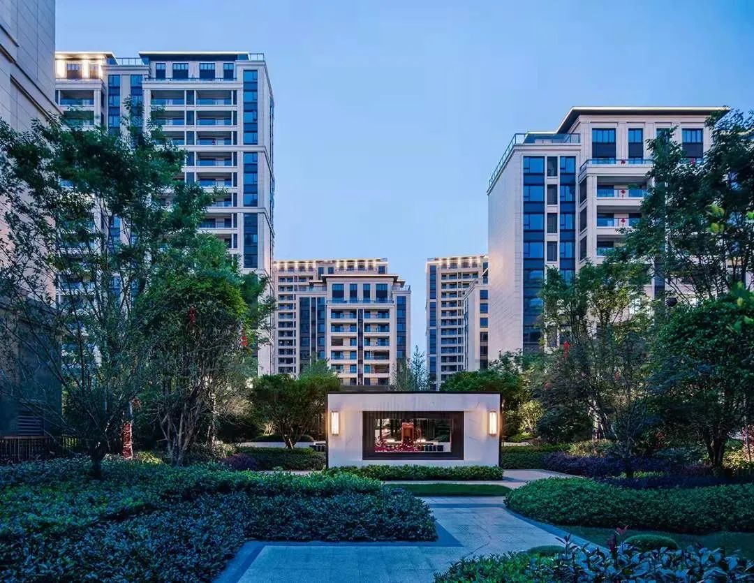 华厦眼科三季度成长密码：业绩、分红稳信心 创新合作拓边界