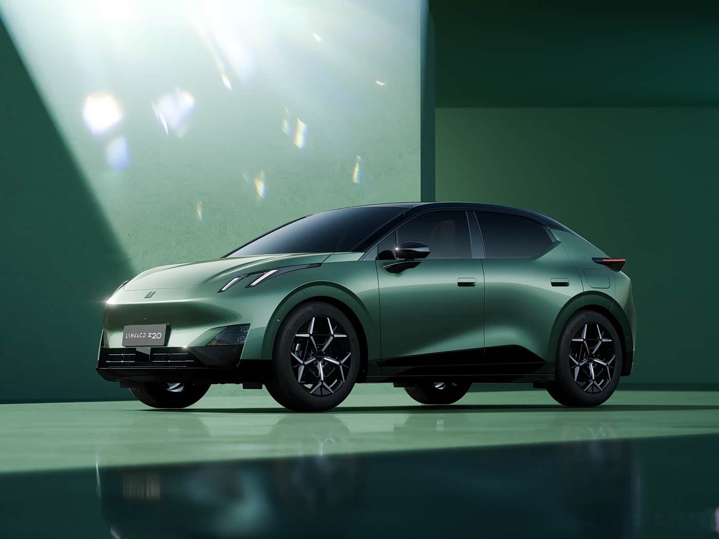 新能源车渗透率突破57%：每卖两台车就有一台是新能源