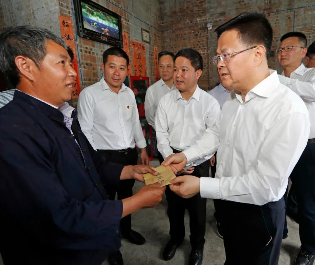 郑栅洁：充分激发民间投资活力，系统谋划促进民间投资的政策措施