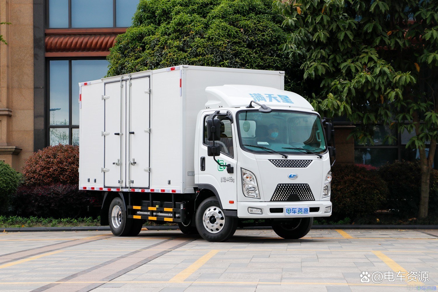 星源卓镁：坚持两种技术工艺路线并行