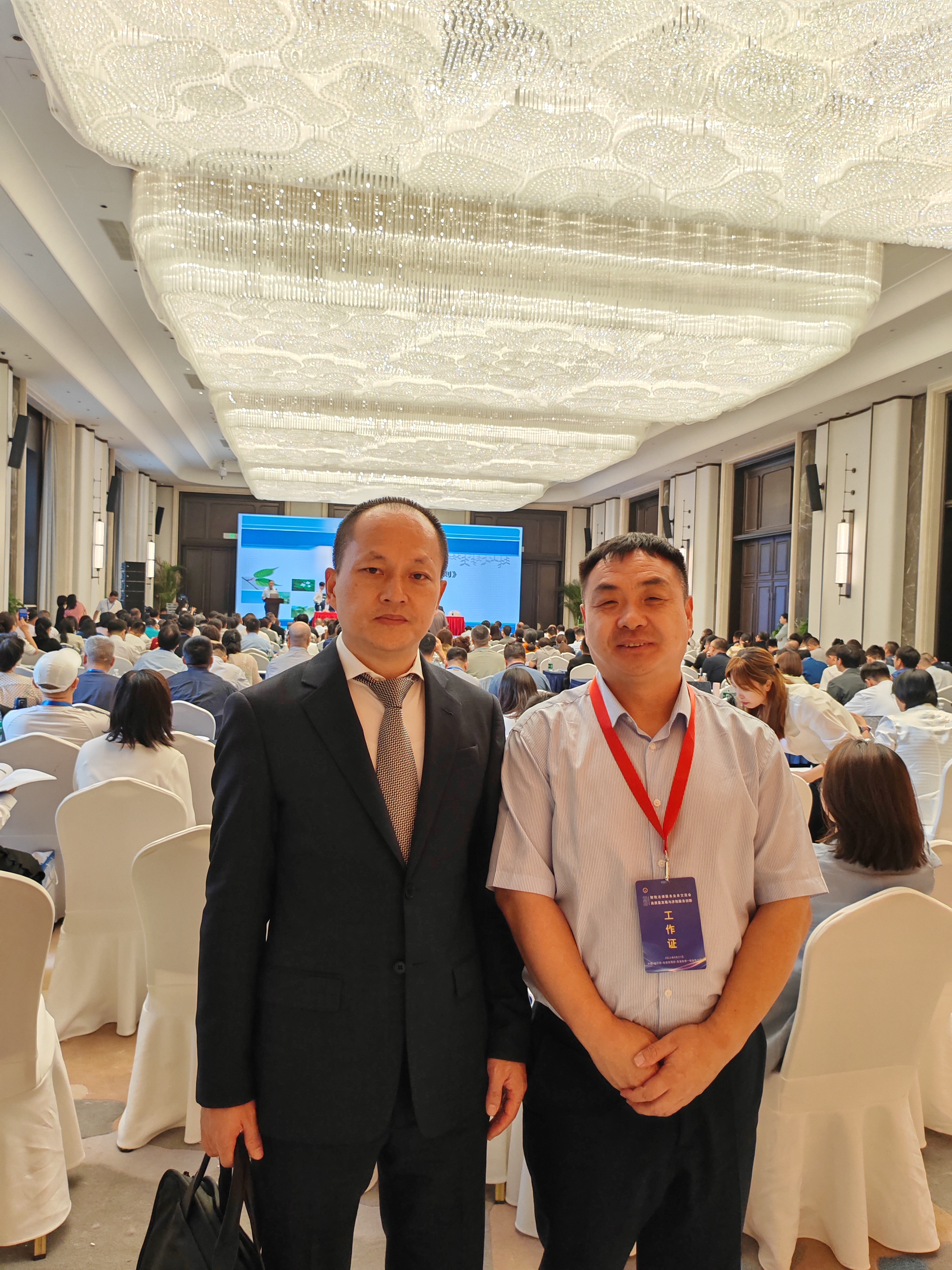 63岁吴晓滨离任百济神州总裁，48岁汪来接任