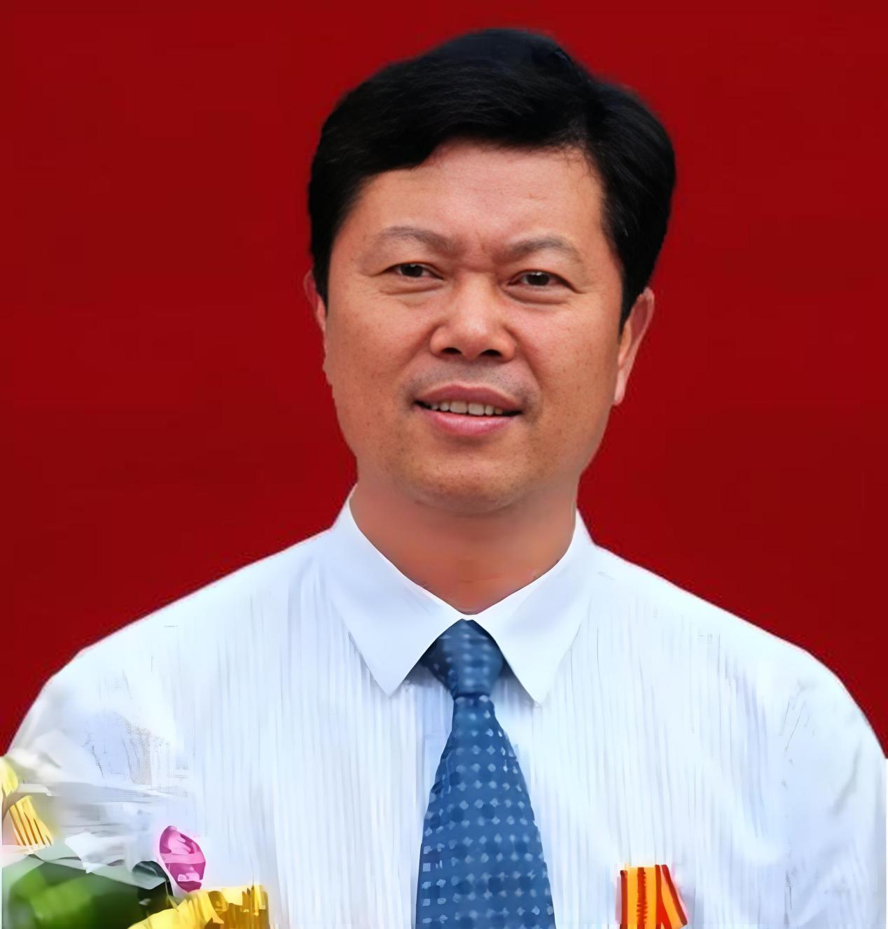 院长贪腐上亿元落马，大药厂老板涉嫌行贿被抓