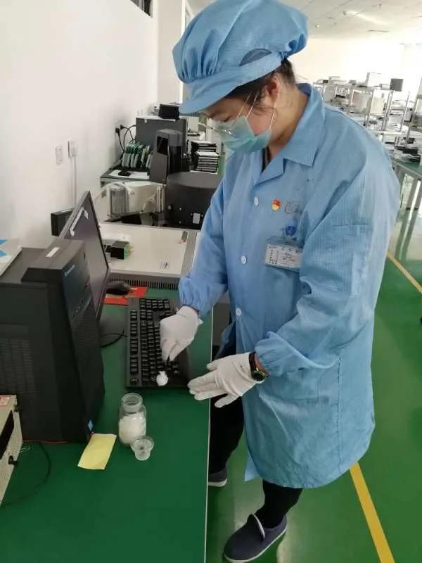 历经半年，硅料收储计划迈出关键一步