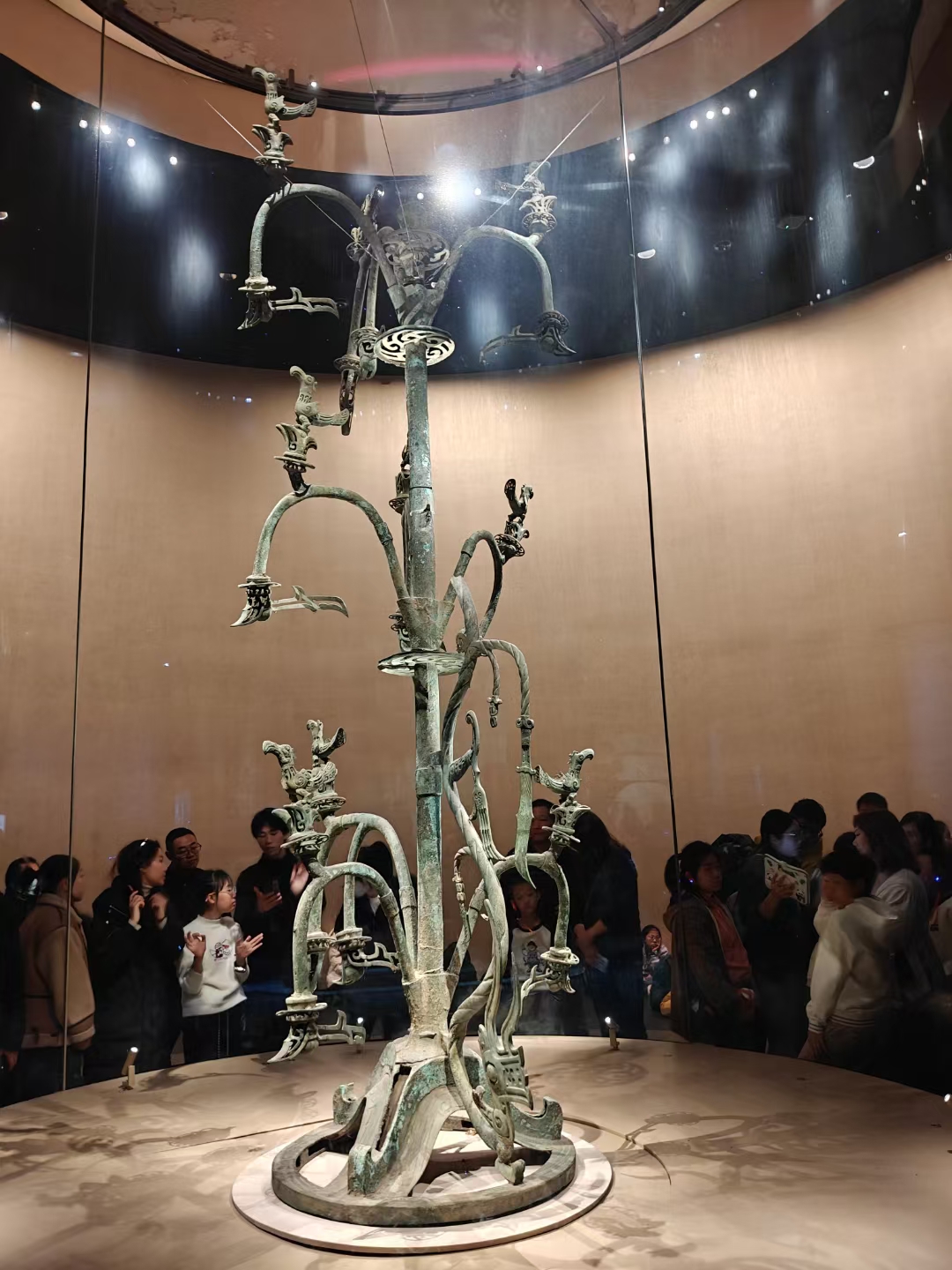 三星堆的眼睛：透视出他们的天上人间