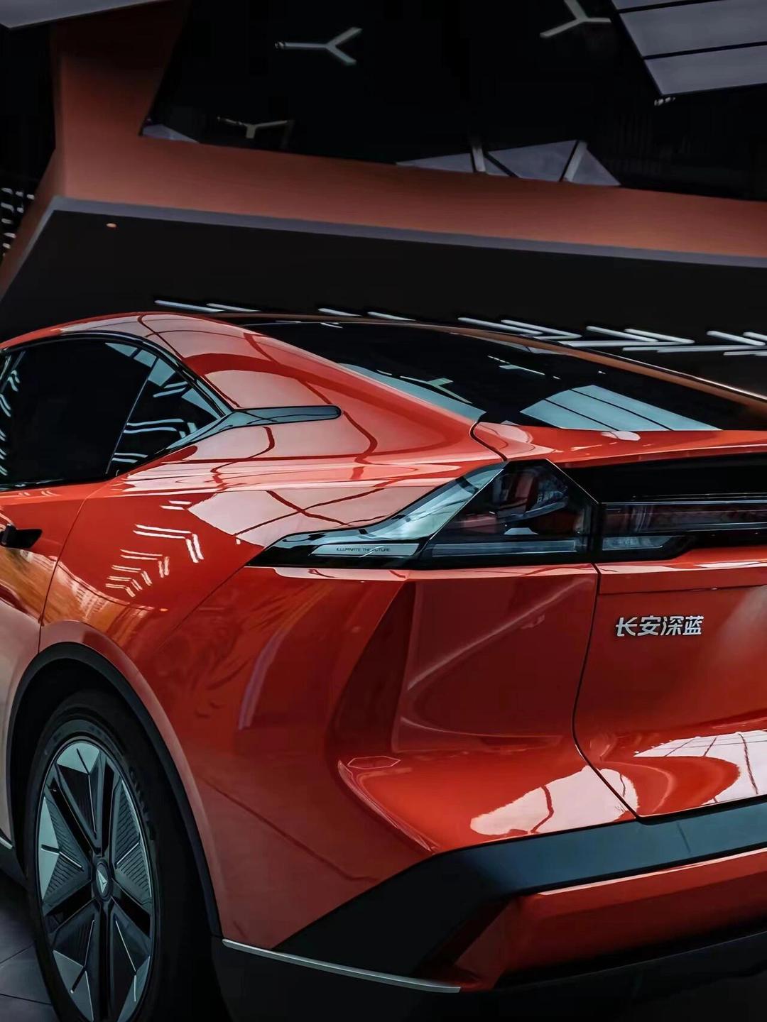 三方资本注入 深蓝汽车完成超61亿元C轮融资