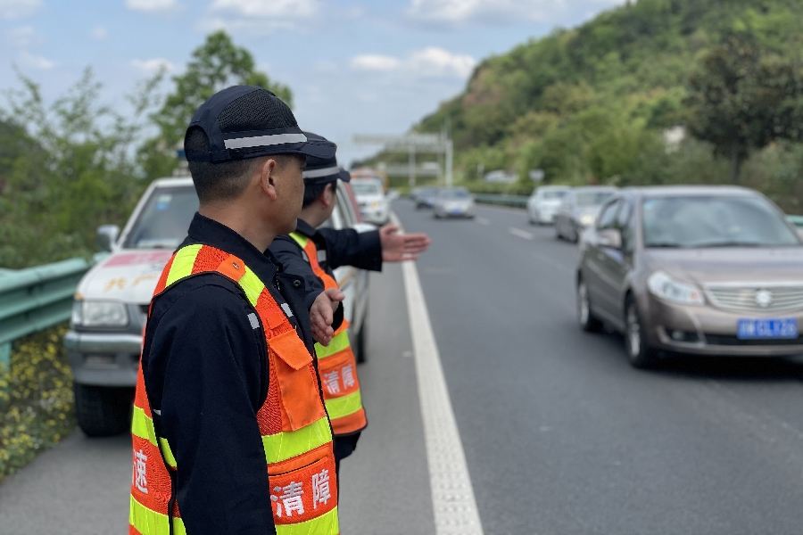 人保服务,拥有“如意行”驾乘险，出行更顺畅！_2025年儿童健康管理行业深度分析：现状剖析、市场前景与未来趋势洞察