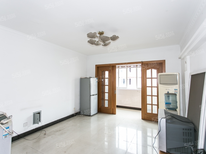 我爱我家:截至2025年12月31日股东户数为81,910户