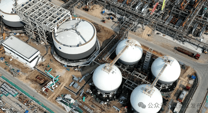 江苏国信：国信滨海港电厂两台百万机组已投产