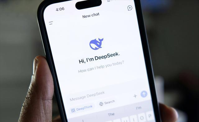 爱尔眼科：Deepseek用R1和V3.2，ChatGPT用V5.1和V5.2