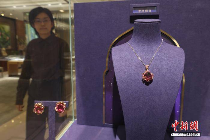 京城冬季看展新地标，地心瑰宝・人间华彩展启幕