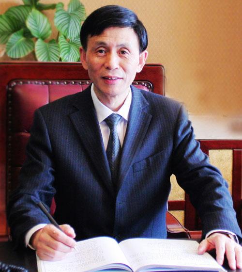 中央商场(600280.SH)：董事会秘书李尤辞职