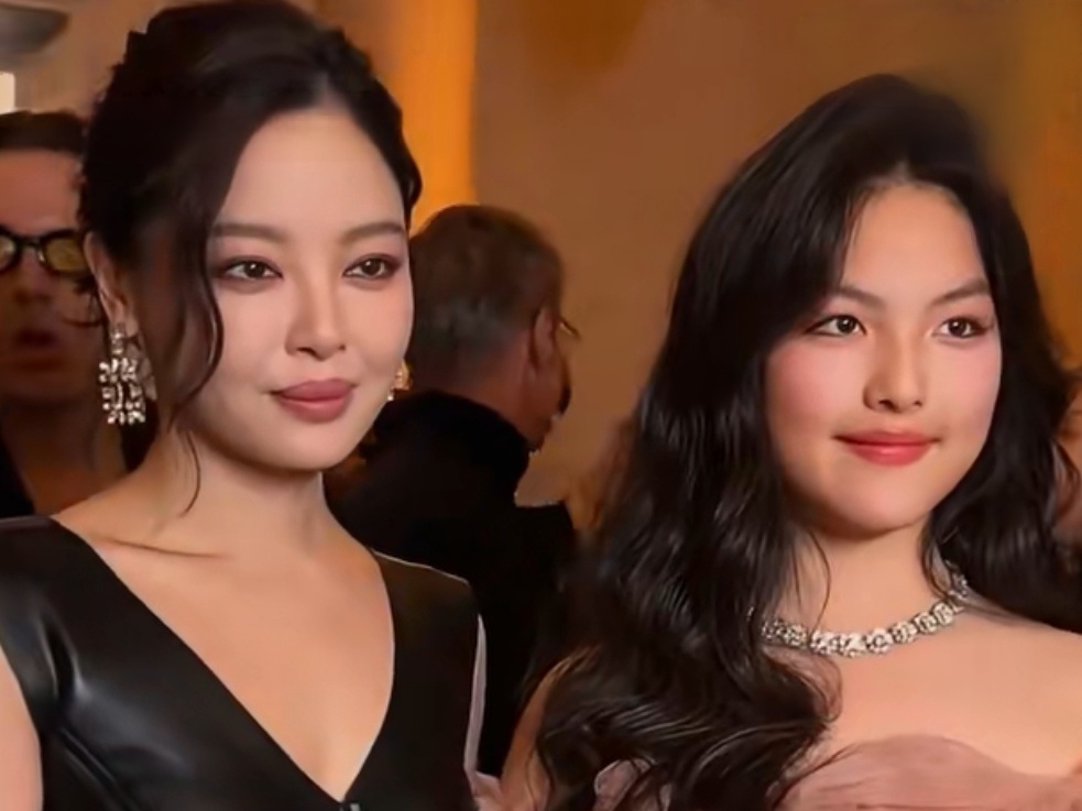 冲上热搜！李湘多个平台账号被禁止关注