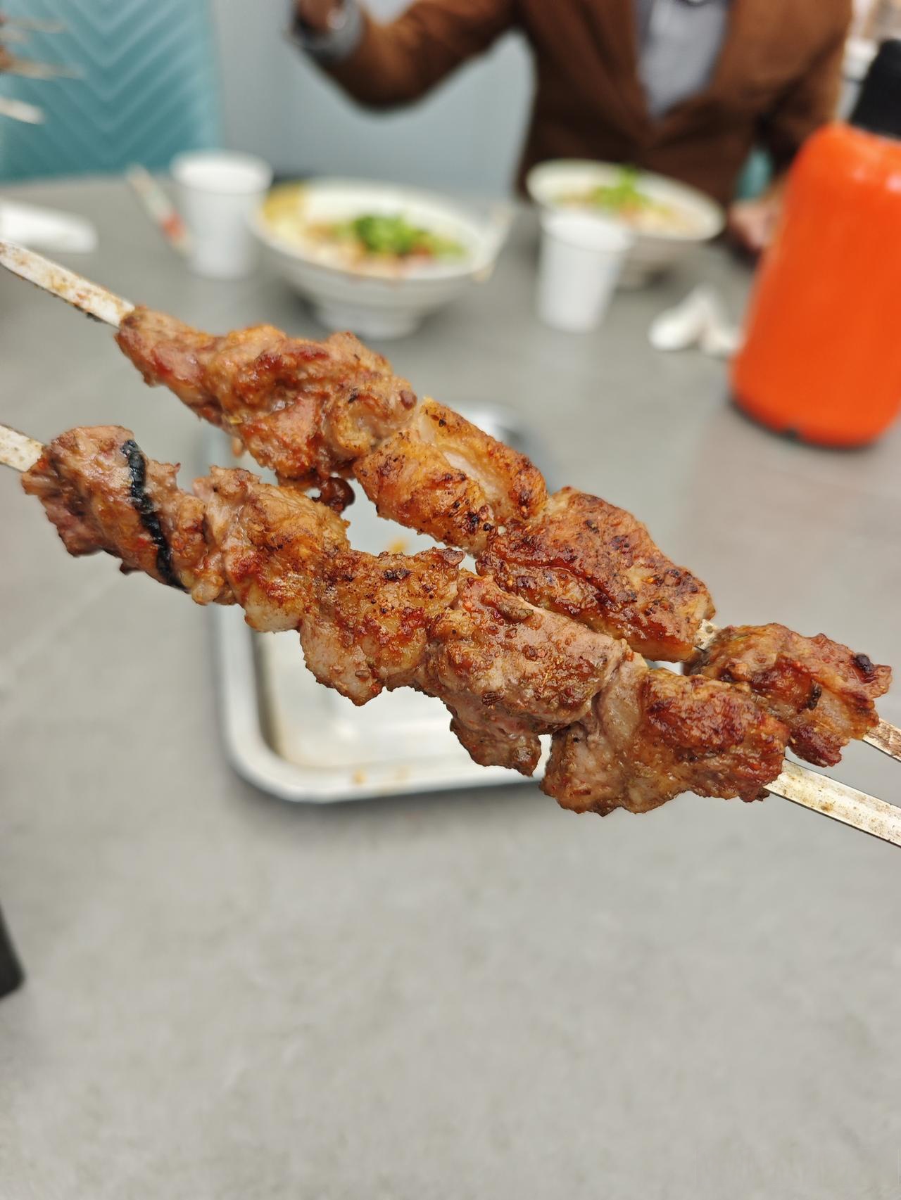 关停百店，西贝自救越救越难？