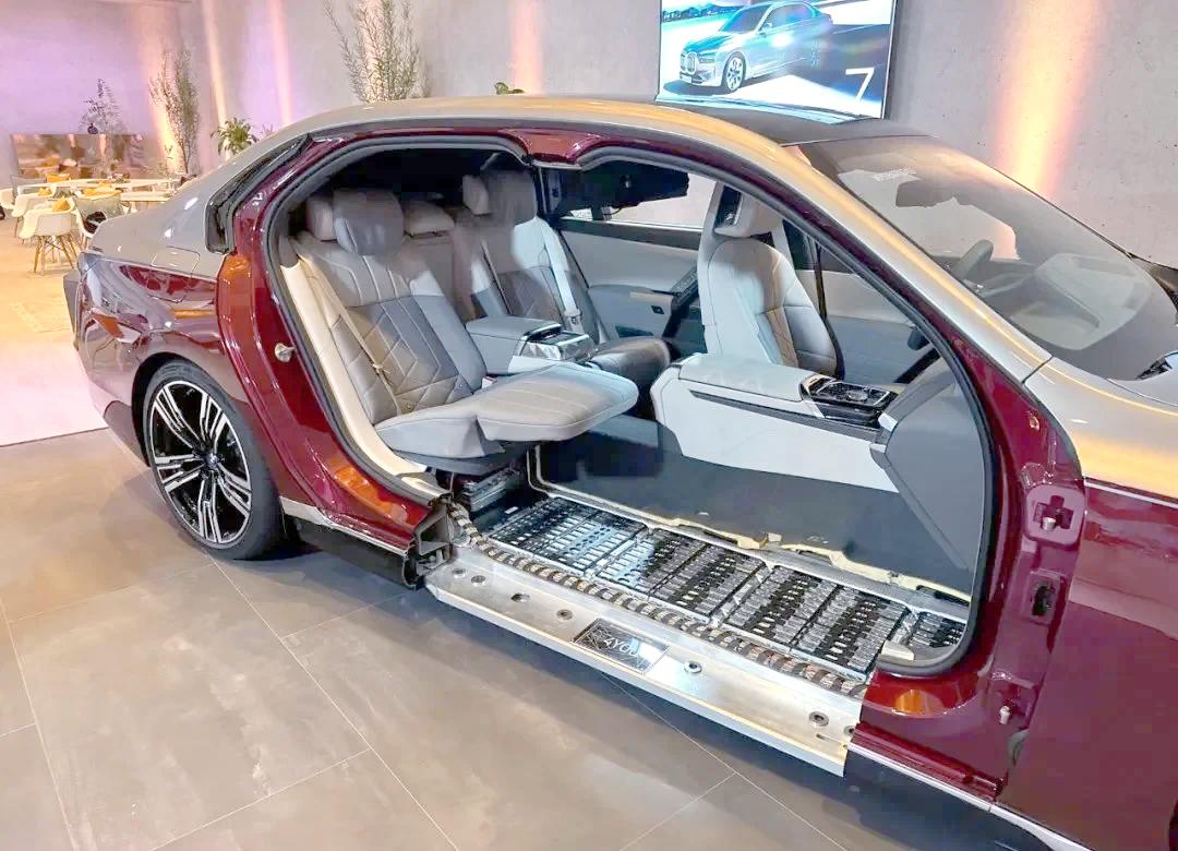 亿纬锂能二次冲刺港股IPO：押注宝马合作大圆柱电池