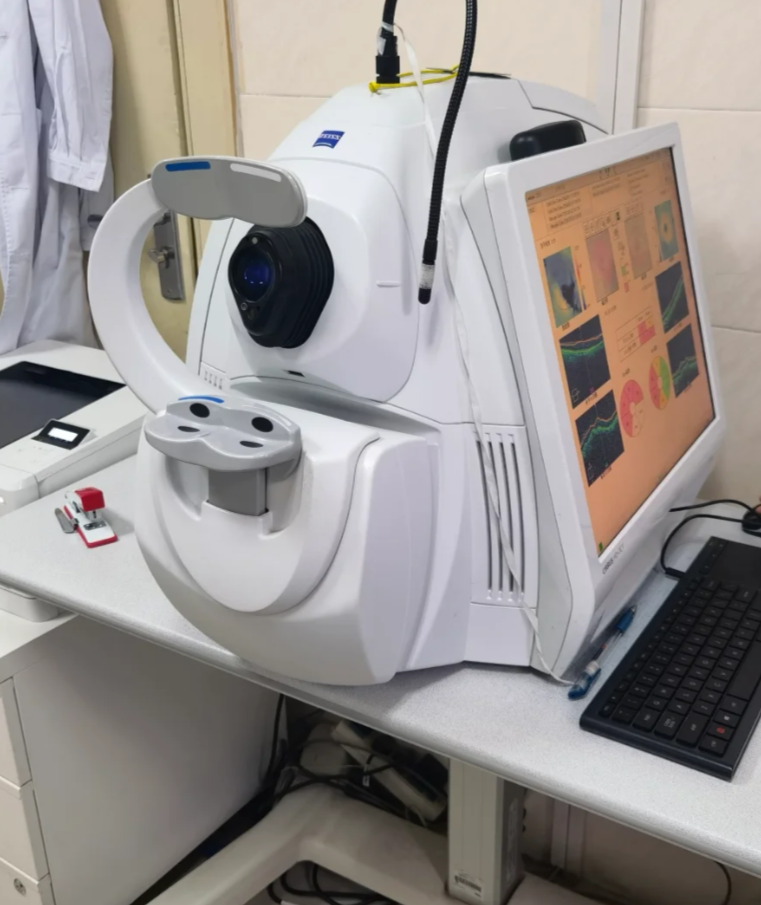 眼科手术自主机器人系统研发成功