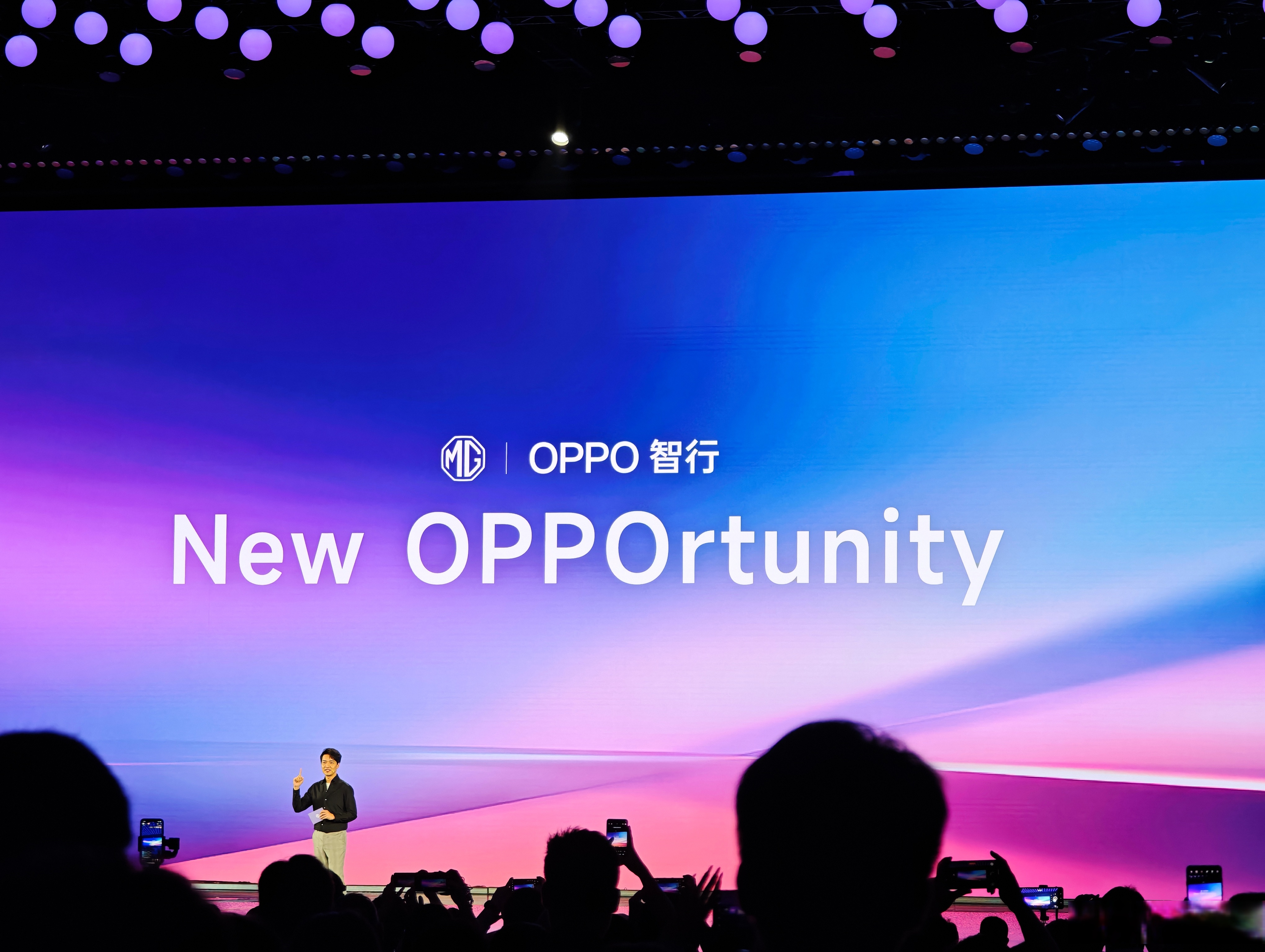 两轮裁员后，realme将回归OPPO