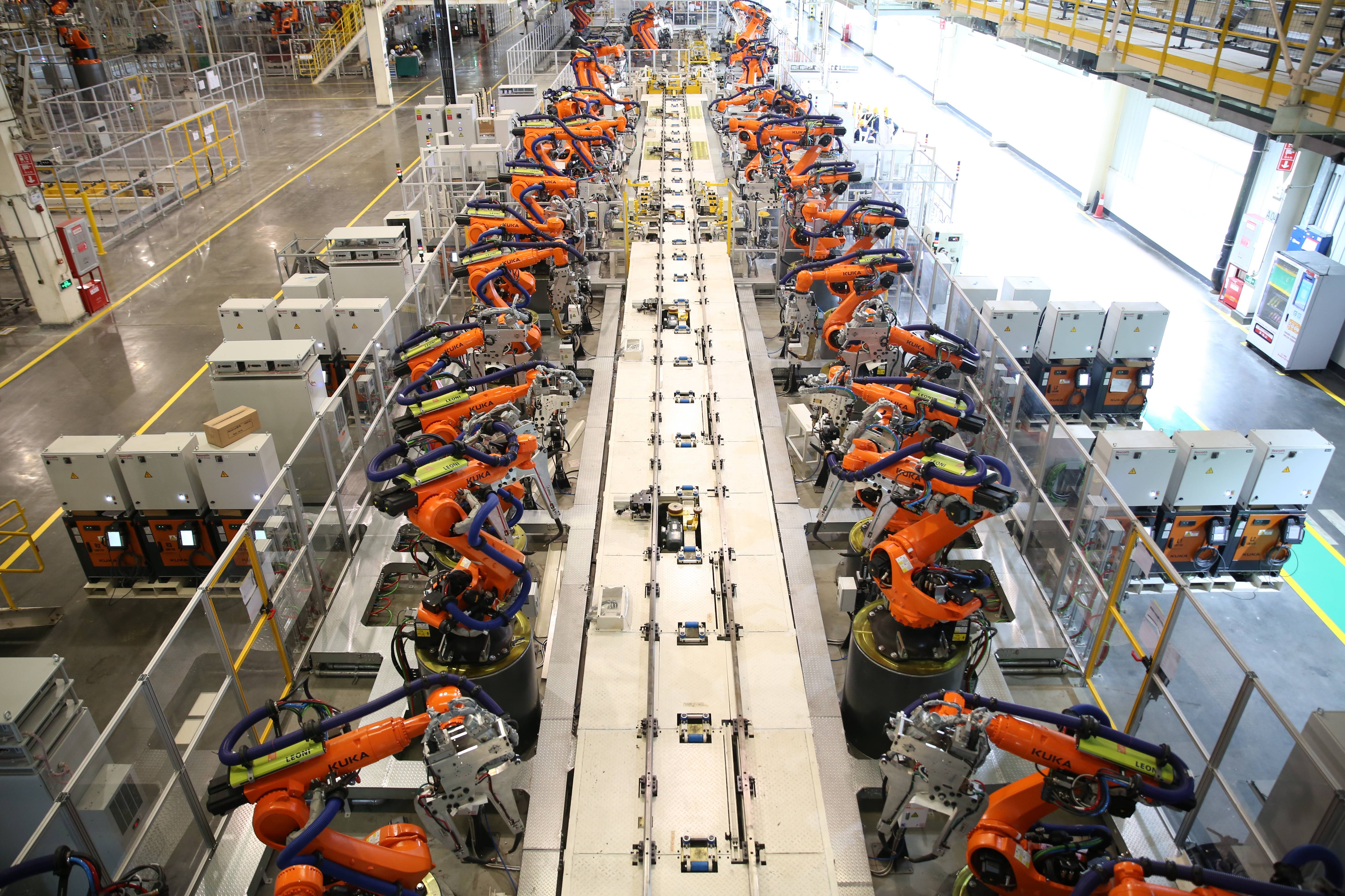 瑞松科技高精高速机器人正式投产下线