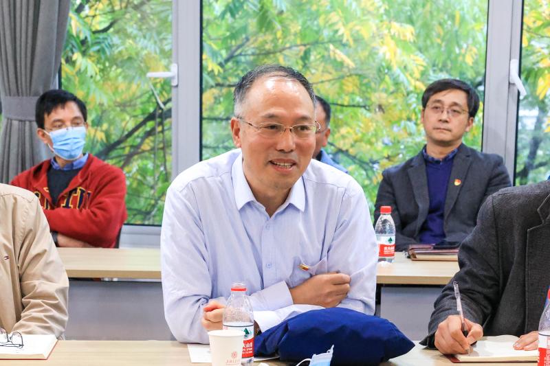 联合化学最新股东户数环比下降6.18%