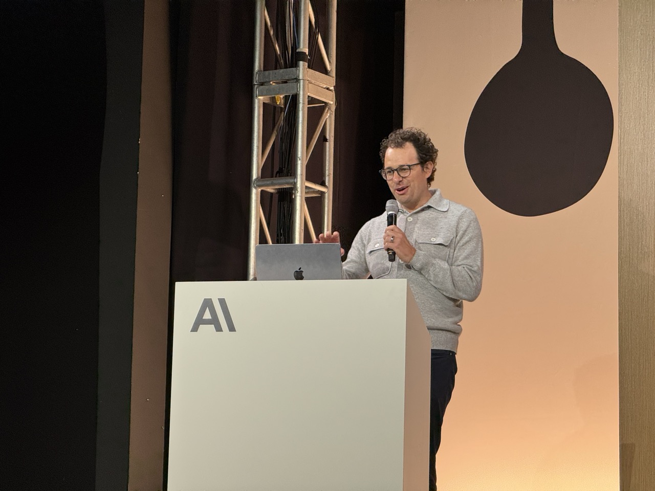 Anthropic推出Claude Opus 4.6