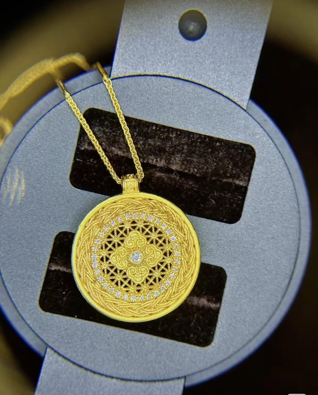 周大生获得外观设计专利授权：“挂坠（G0N1000569G）”