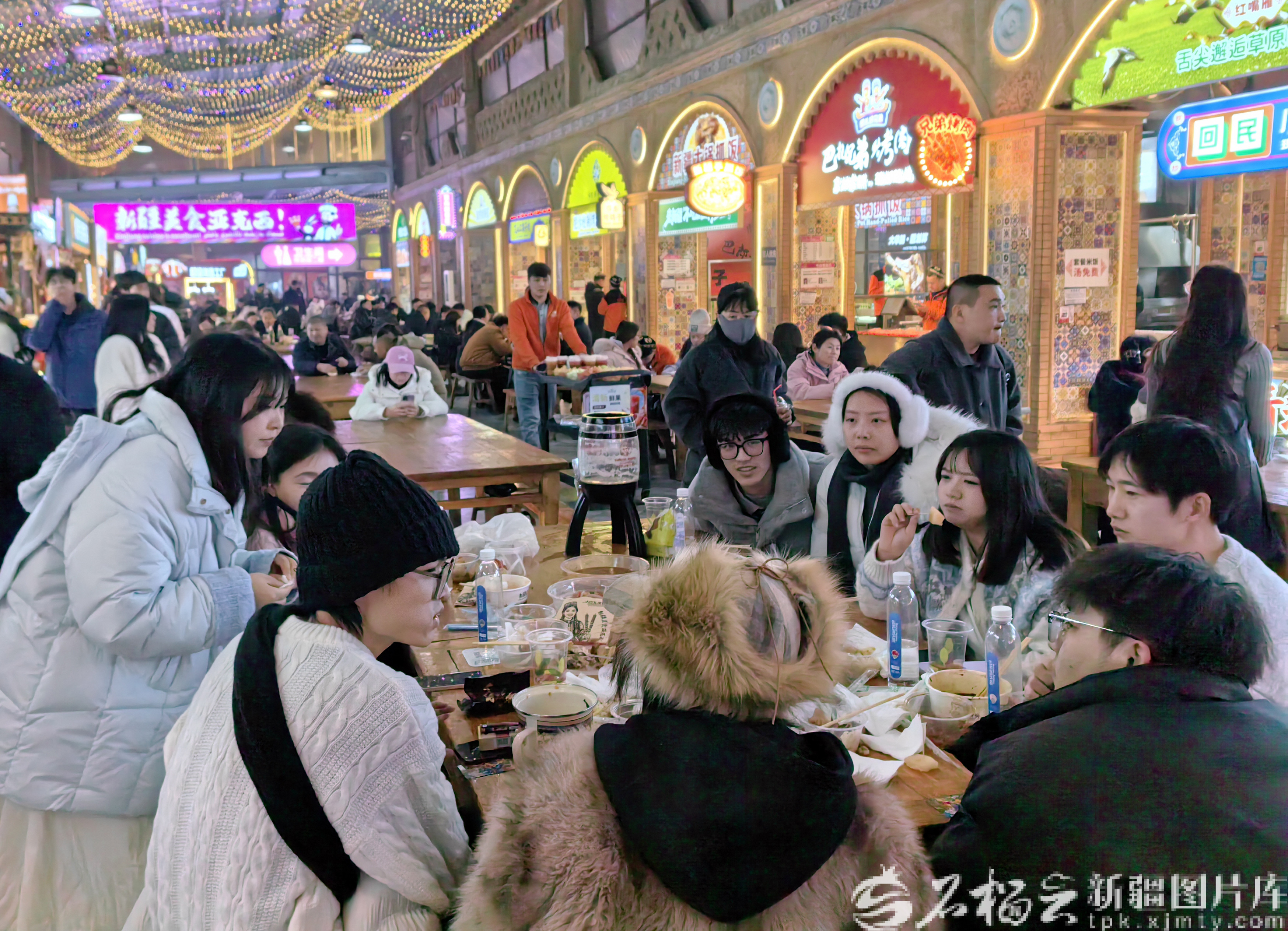 时报观察丨藏在烟火气里的消费升级