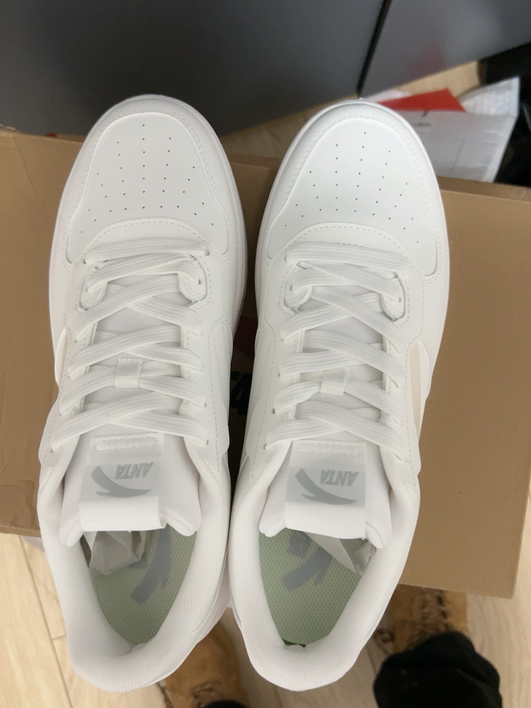 安踏的新考题：救彪马、破隐忧