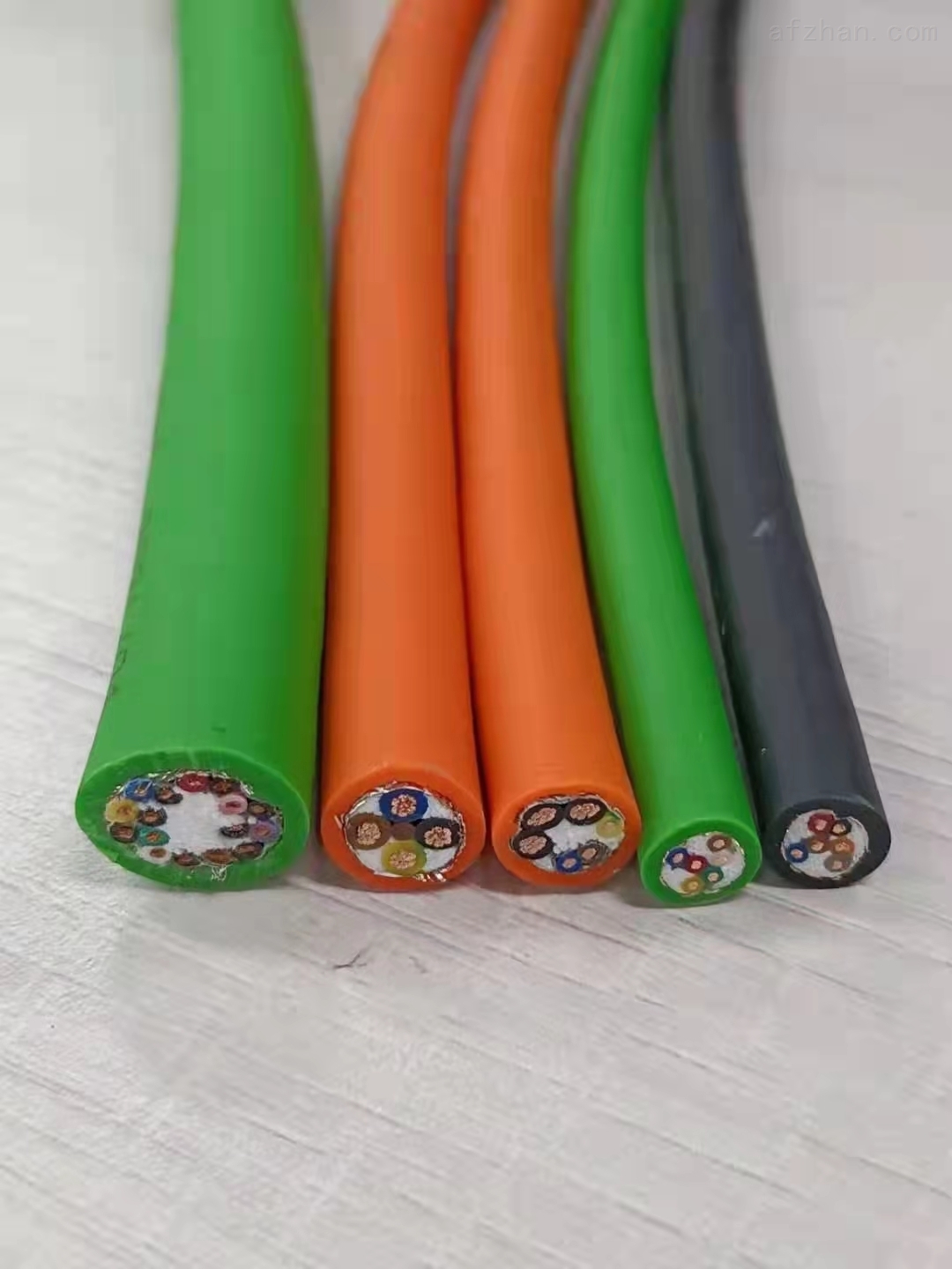 万向钱潮获得发明专利授权:“一种基于减速度修正的多轴商用车线控制动系统热衰退补偿方法”