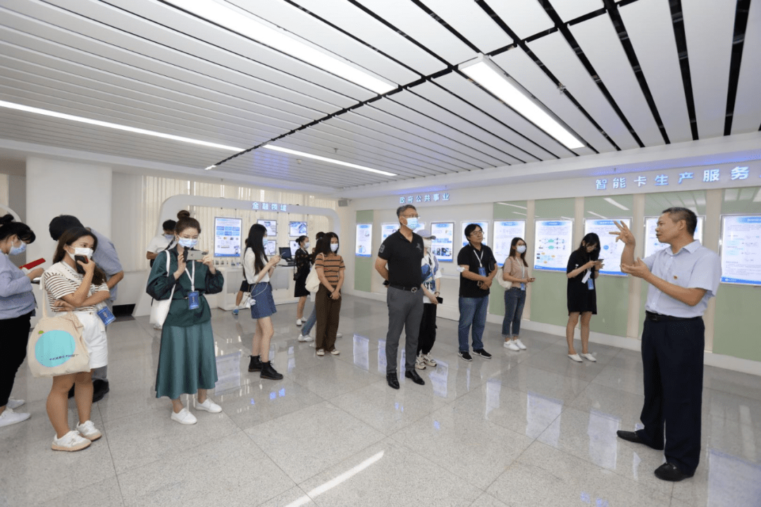 东信和平获得发明专利授权：“基于有源智能卡的业务控制方法、有源智能卡、存储介质”