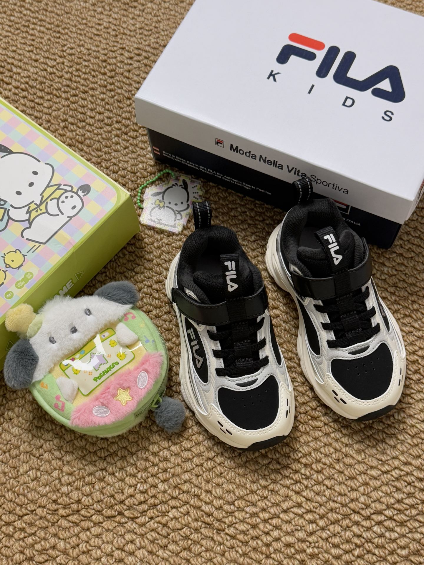 FILA HUB发布冠军配色鞋履