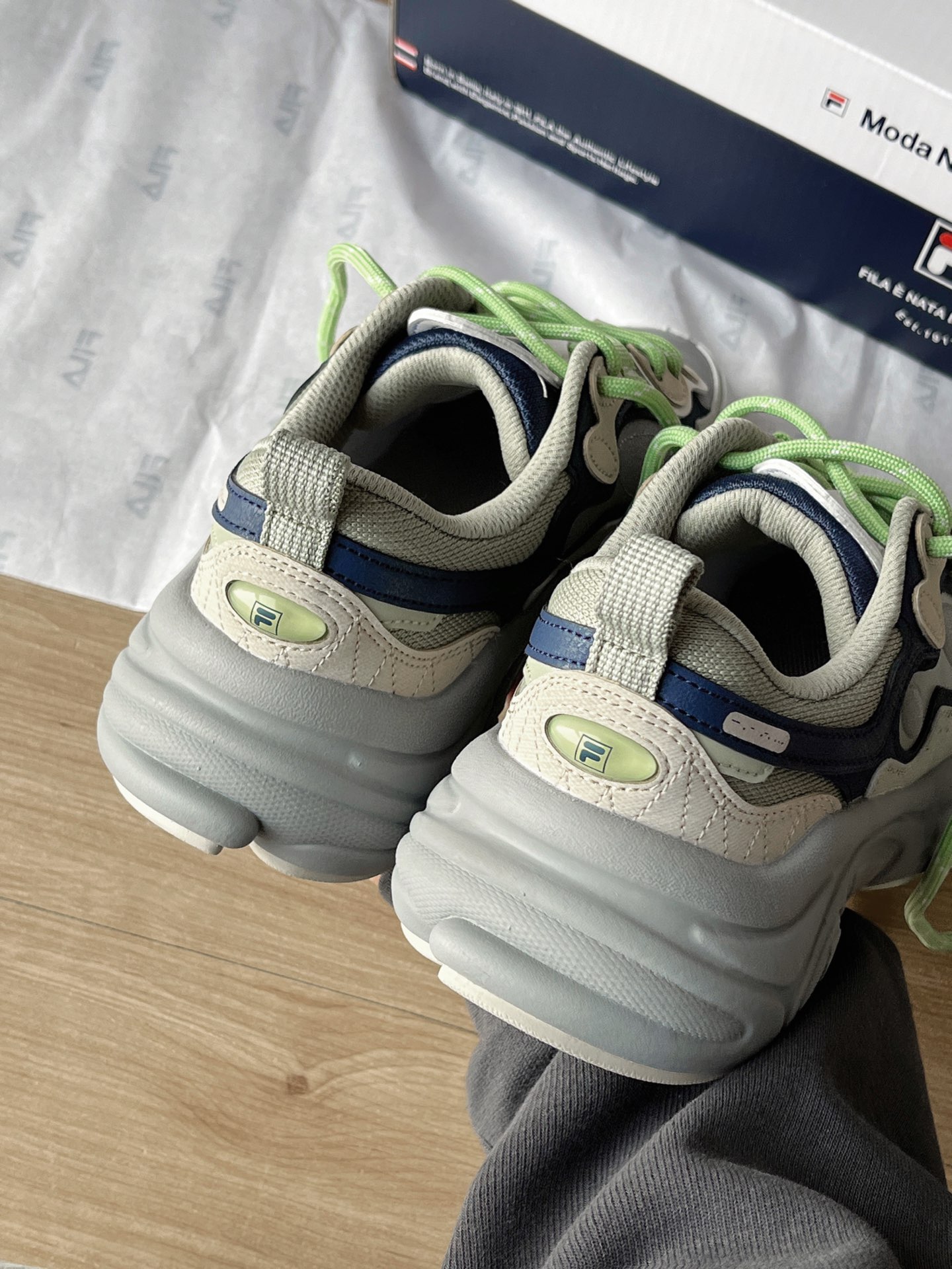 FILA HUB发布冠军配色鞋履