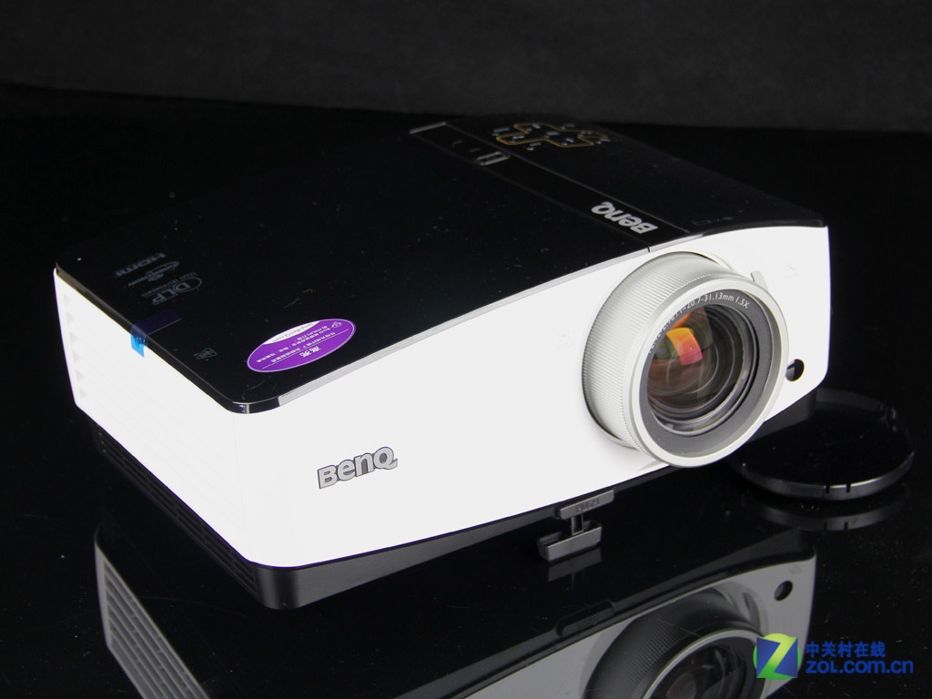 光峰科技获得实用新型专利授权：“投影镜头及近眼显示装置”