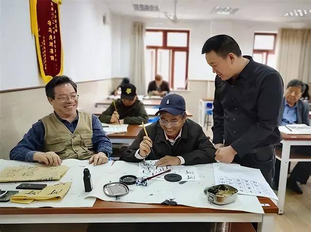 他们，将影响你的生意和生活|税务总局局长胡静林