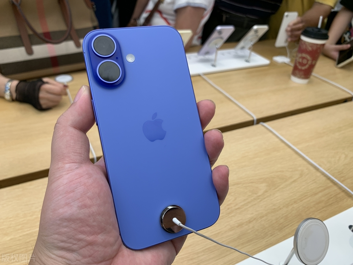 多个手机品牌加速涨价，预计最大涨幅25%