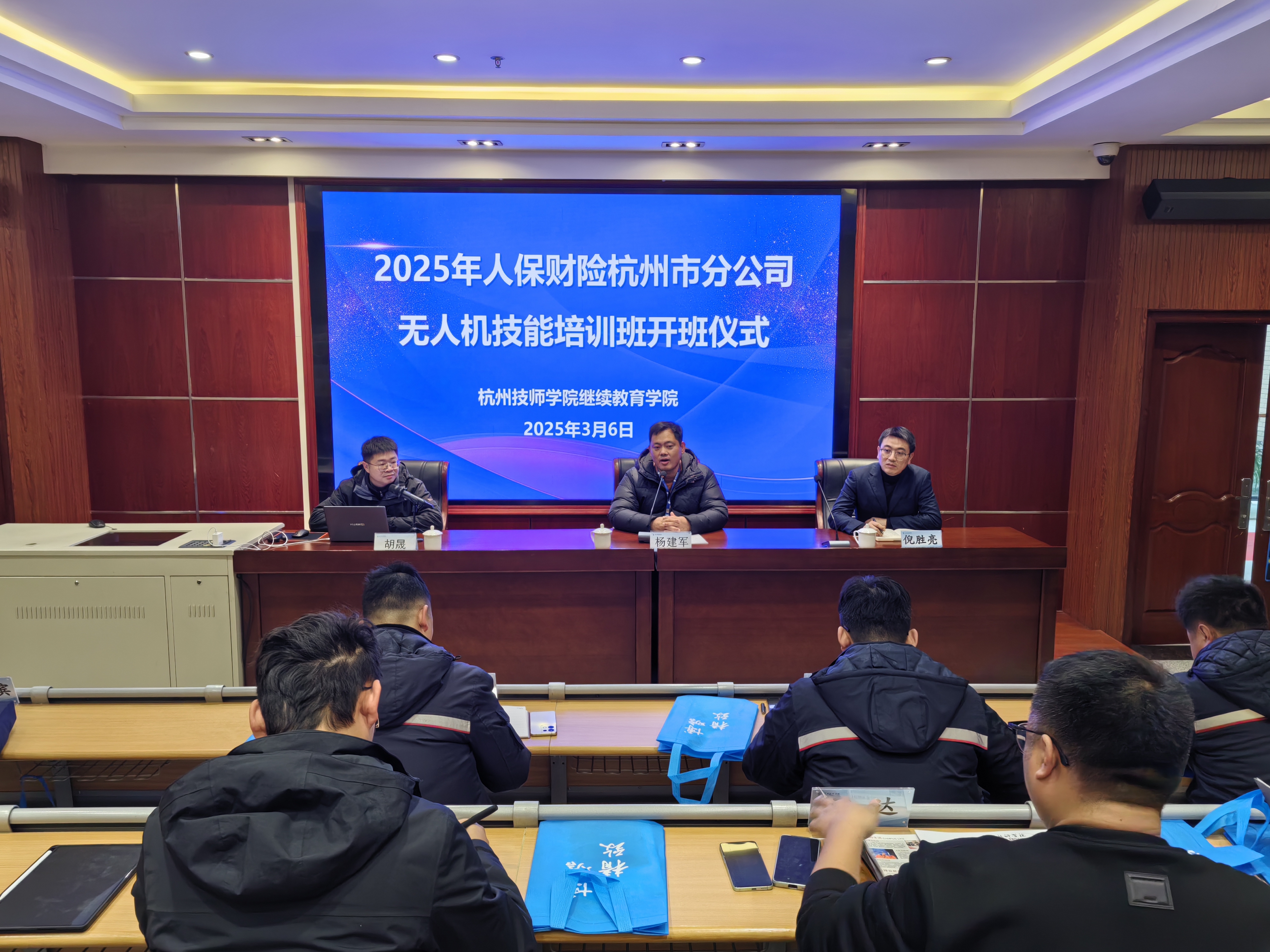 人保服务,人保财险政银保 _无人机行业市场分析:技术驱动下的应用场景爆发式增长