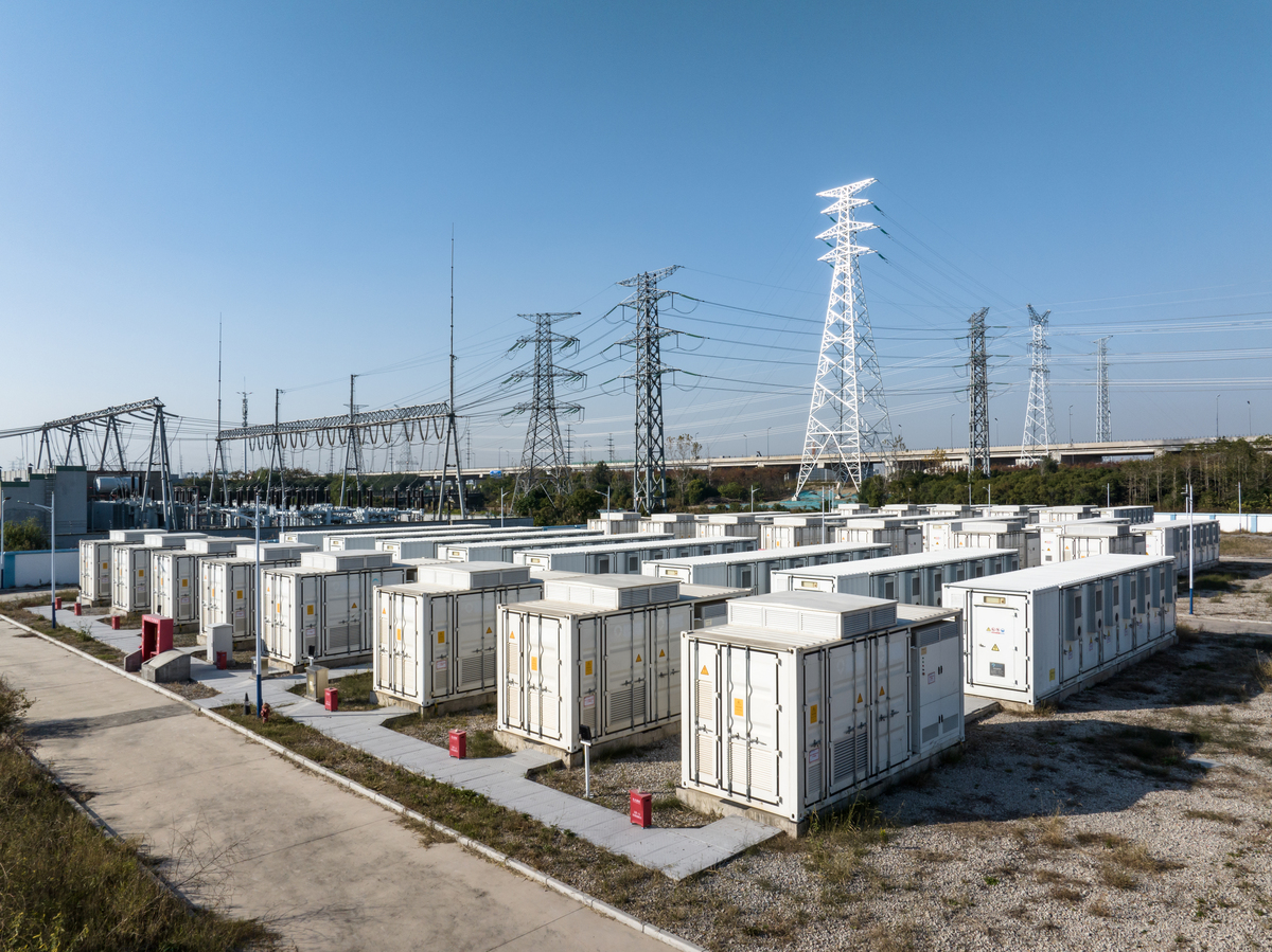 保险有温度,人保服务_2026-2030年光伏能源行业：光储协同与绿电直连，下游应用场景的确定性增长