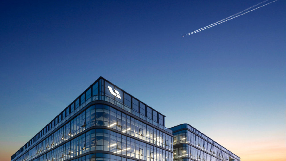 大众汽车2025年利润暴跌 拟在德裁员5万人