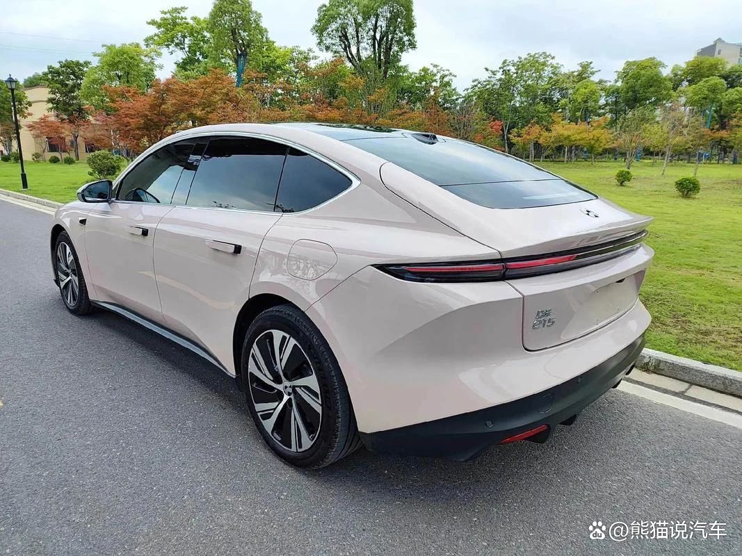 蔚来李斌：今年将发布三款全新车型，五款大型、中大型SUV有望为全年销量增长打下基础