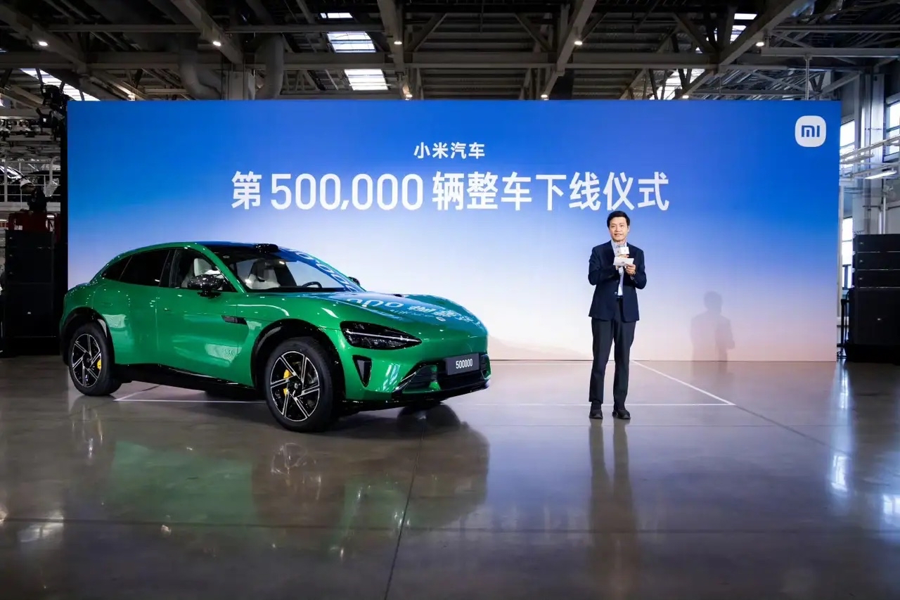 小米集团-W(01810.HK)3月12日回购7690.93万港元,已连续3日回购