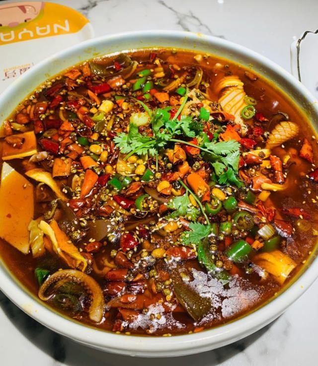 圣农发展获得发明专利授权：“一种鸡块吹浆泵机”